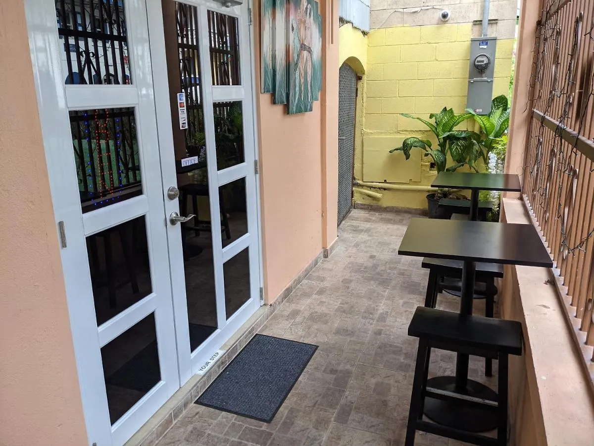 Midtown Guest House Charlotte Amalie 2*,  Jungfraueninseln (US)